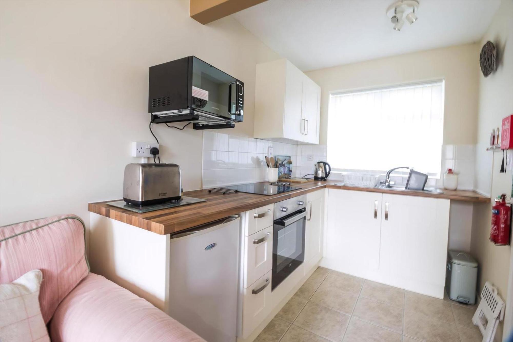 Lovely 4 Berth Chalet To Hire In Hemsby Nearby The Beach Ref 18177B Zewnętrze zdjęcie